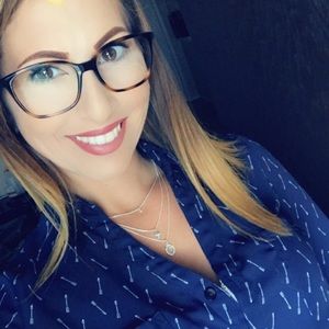 Meet your Posher, Jenn